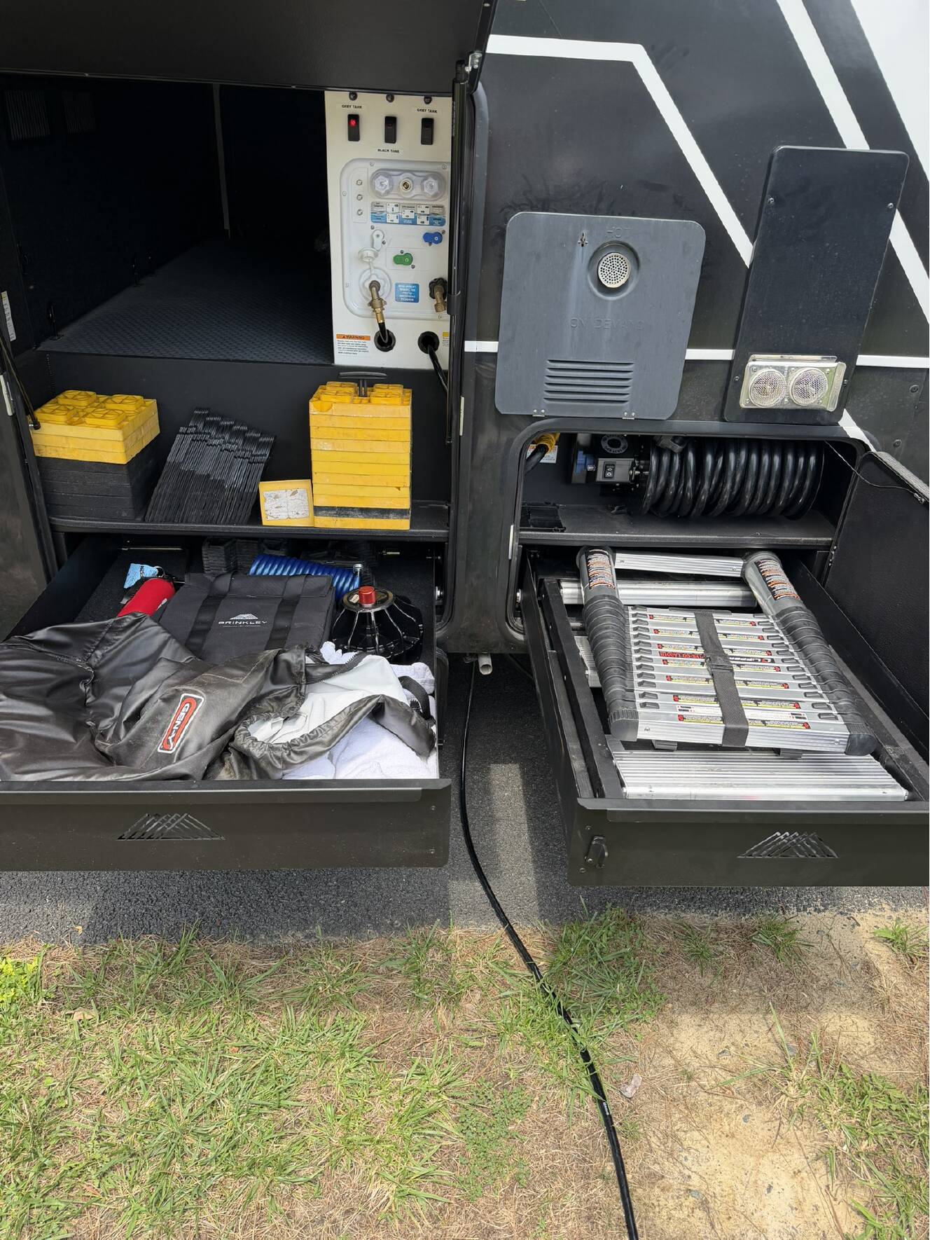A photo of this 2025 Brinkley MODEL G 4100