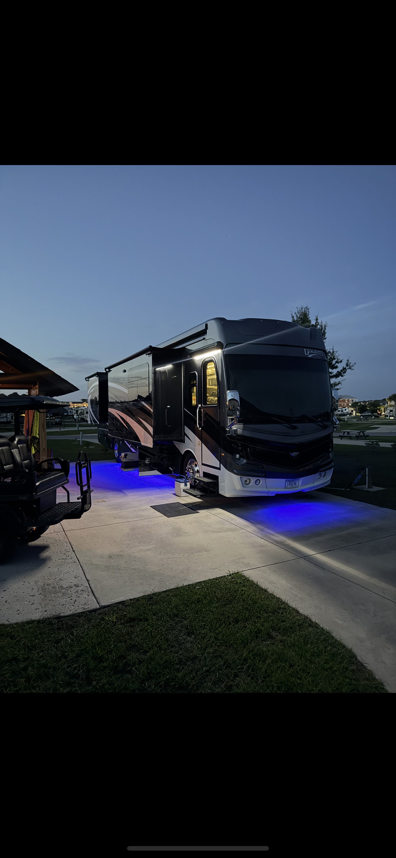 2020 Fleetwood DISCOVERY LXE 40D RV