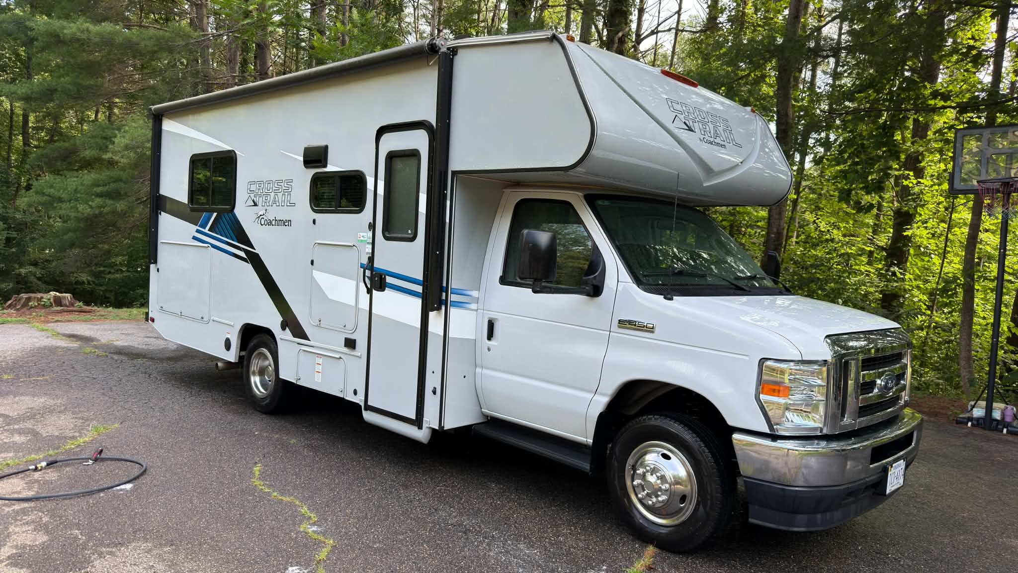 2022 Coachmen CROSS TRAIL XL 23XG in henry VA