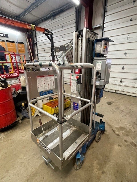 2018 GENIE AWP-30s - Single Man lift 30 ft. (Pusharound) in Lakewood, NJ