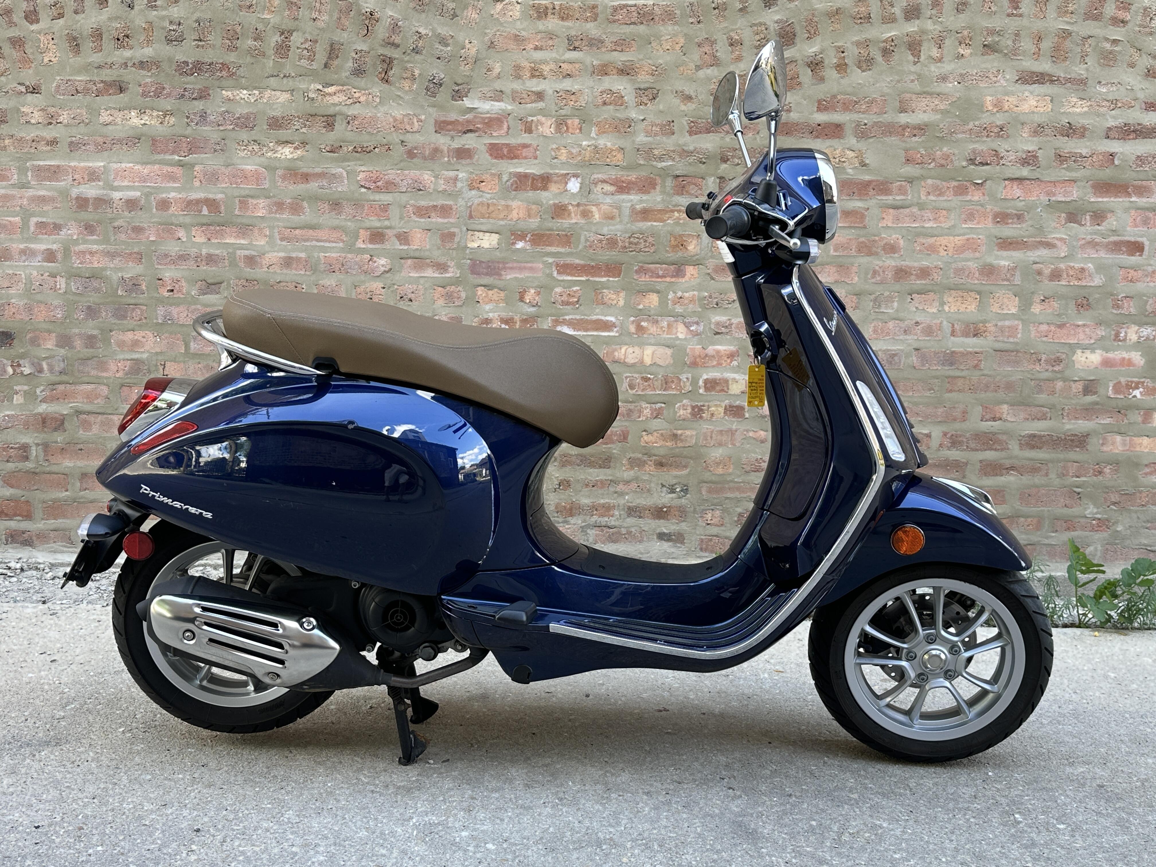 2023 Vespa Primavera 50 50 in Villa Park, IL