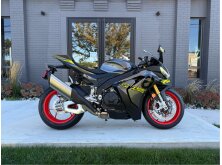 Tips for Buying a Sportbike image