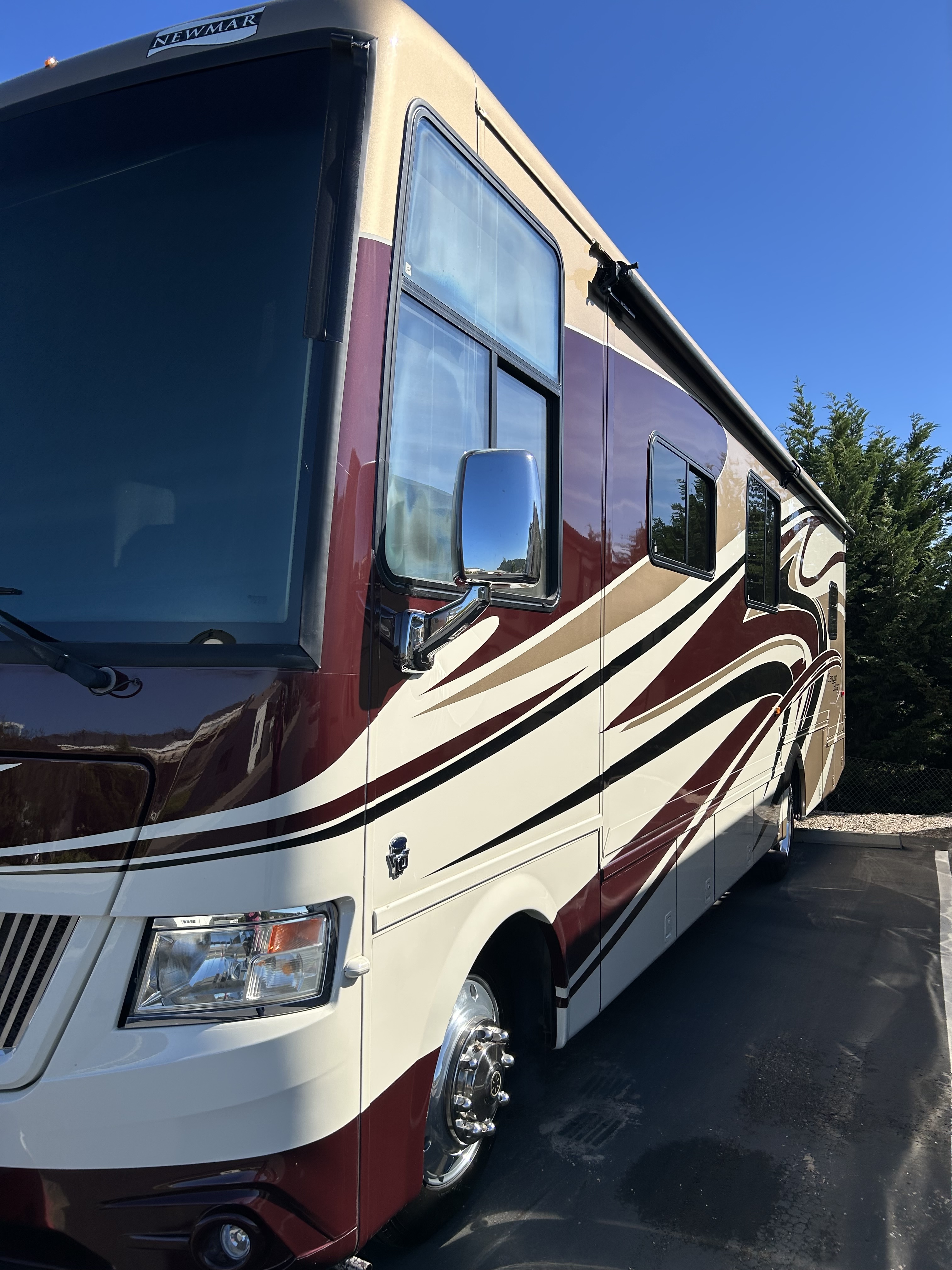 2014 Newmar CANYON STAR 3424 RV