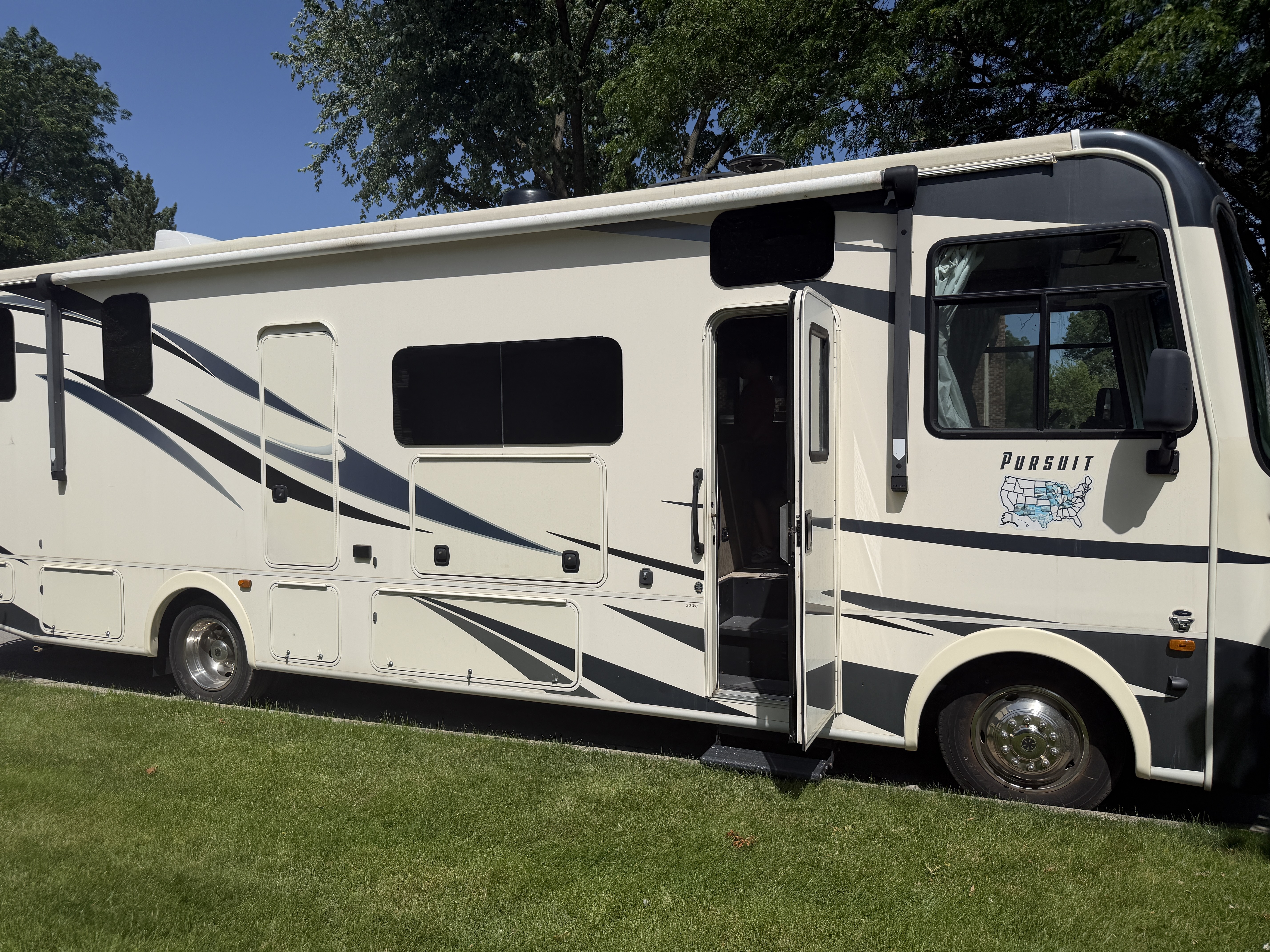2019 Coachmen PURSUIT 32WC RV