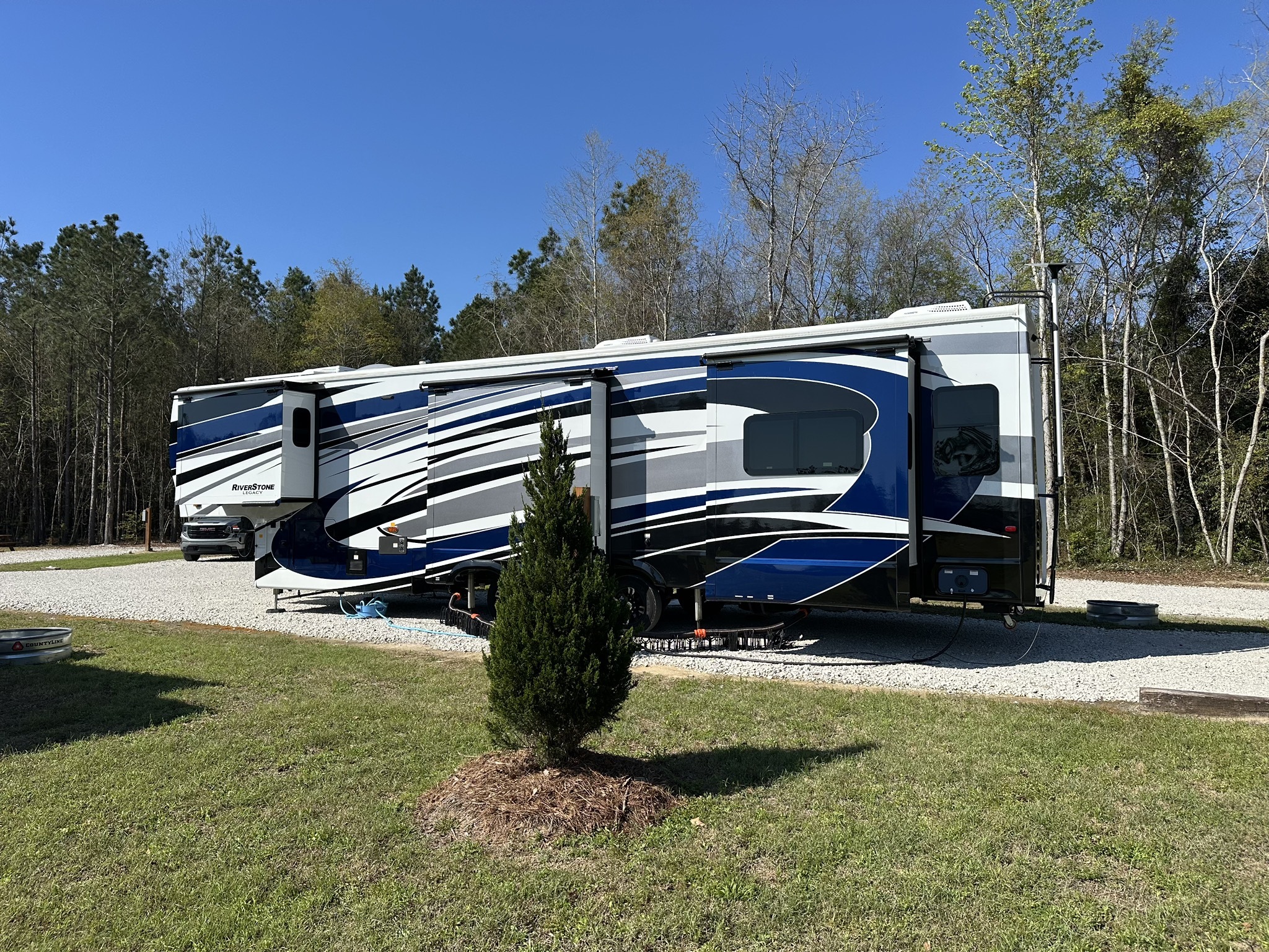 2024 Forest River RIVERSTONE LEGACY 442MC in lititz PA