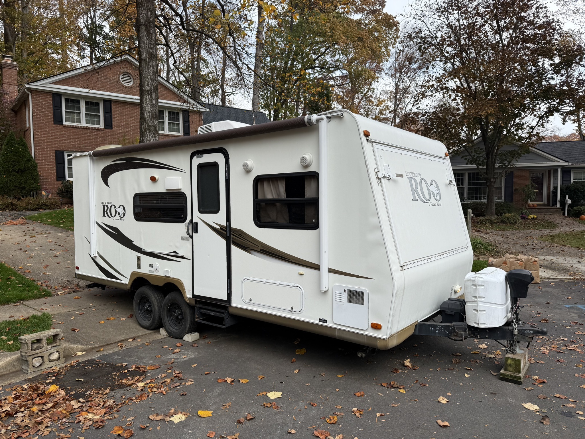 2012 Forest River ROCKWOOD ROO 233S RV