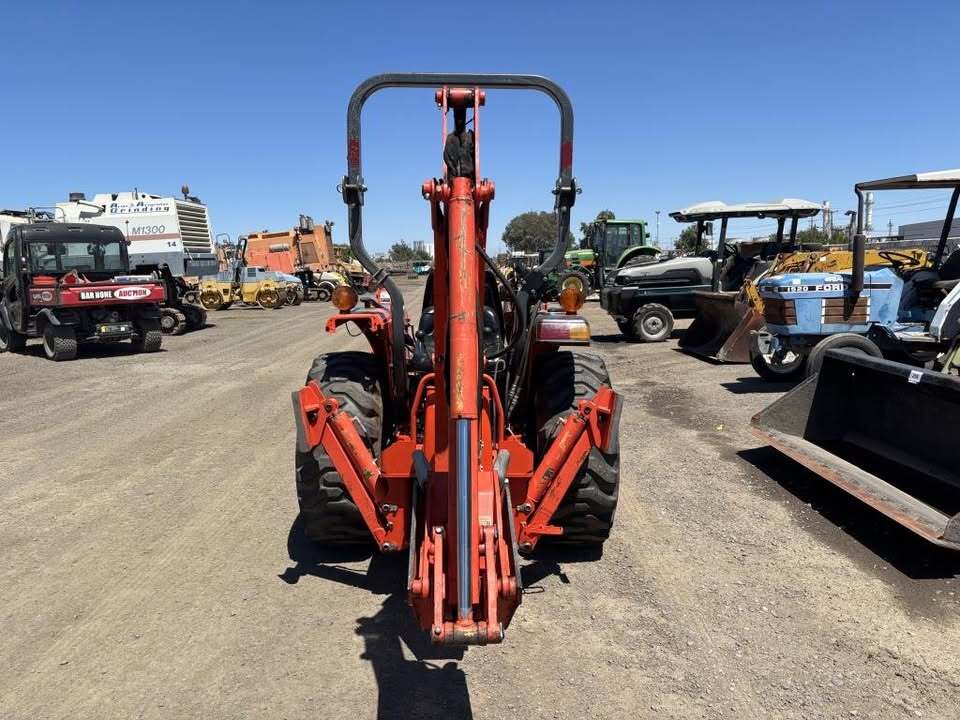 2013 KUBOTA L3800D in Sioux Falls, SD