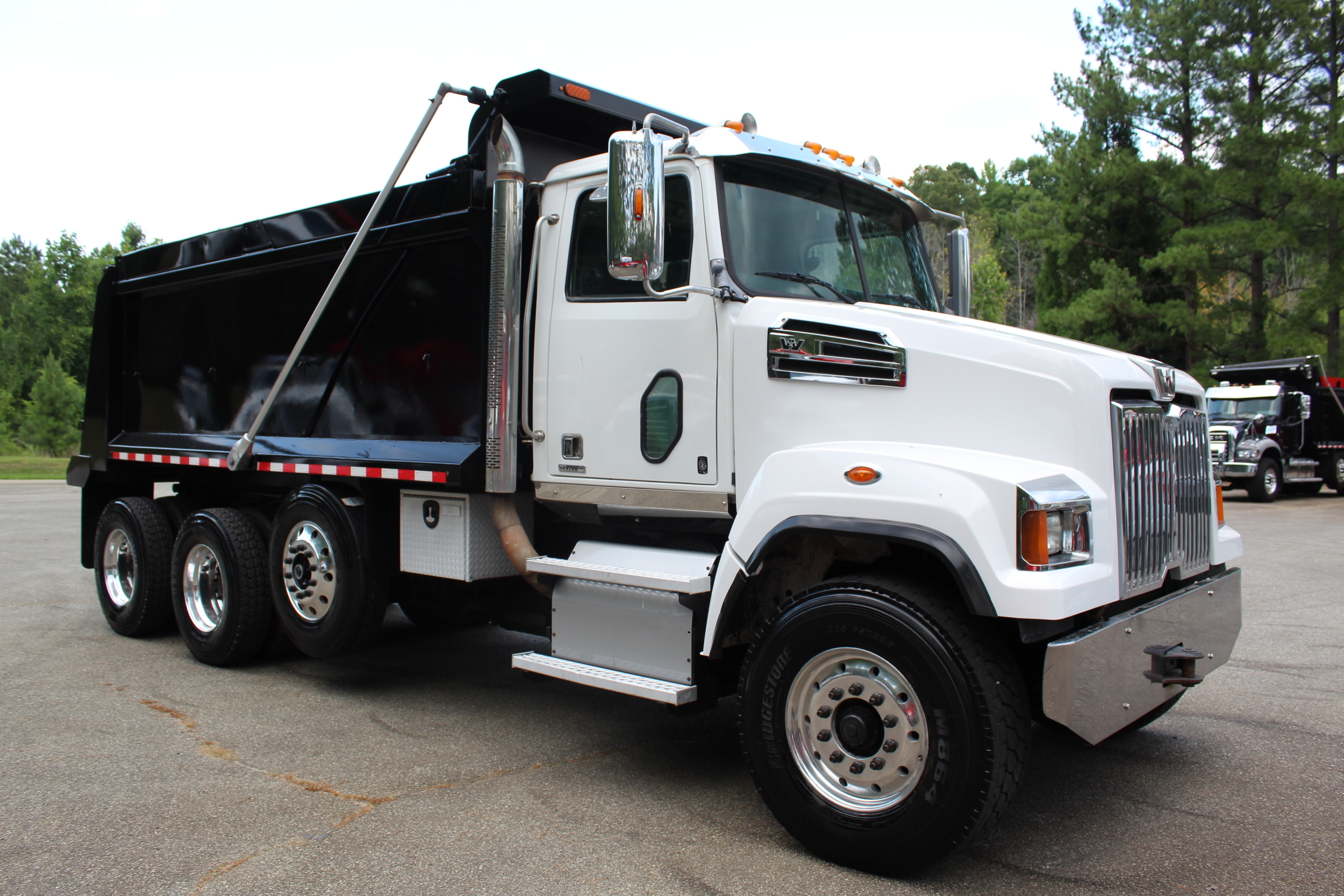 2018 WESTERN STAR 4700 in Mc Leansville, NC