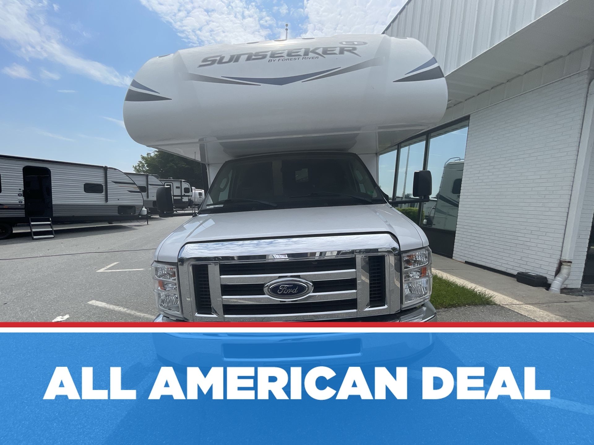 2019 Forest River Sunseeker LE 2250S Ford RV