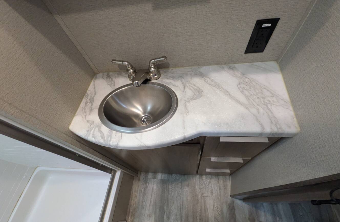 A photo of this 2020 Grand Design IMAGINE 2450RL