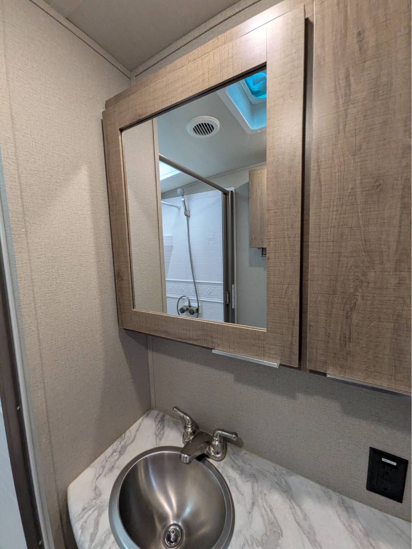 A photo of this 2020 Grand Design IMAGINE 2450RL