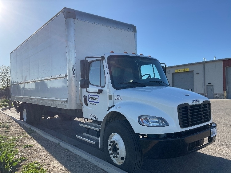 2022 FREIGHTLINER BUSINESS CLASS M2 106 in Wichita, KS