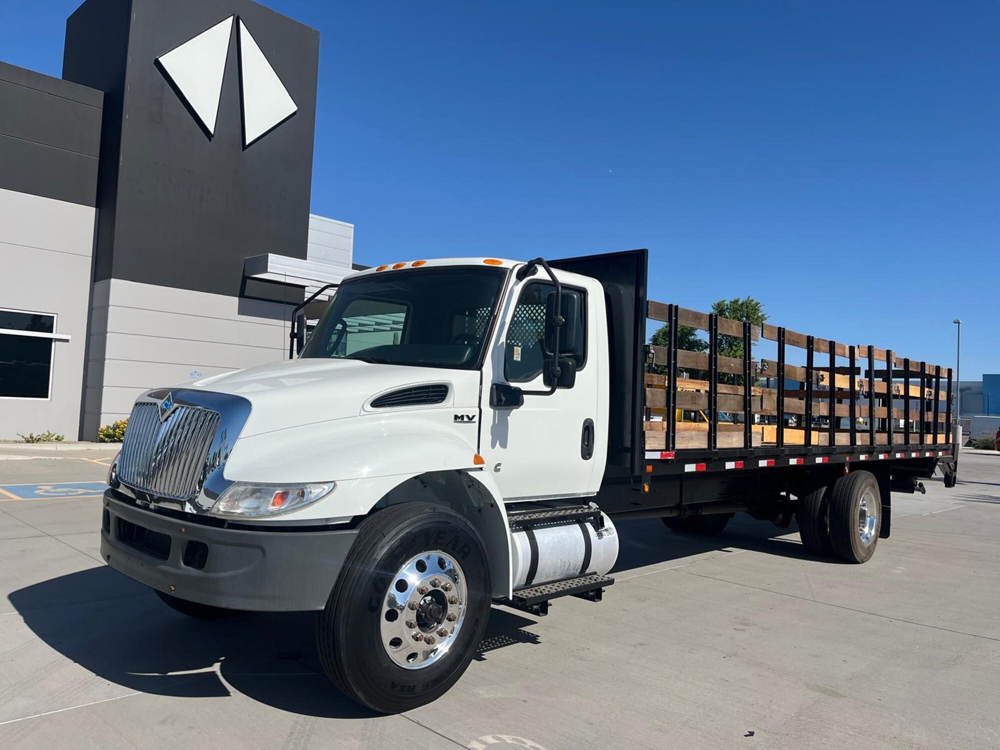2020 INTERNATIONAL MV607 SBA in Phoenix, AZ