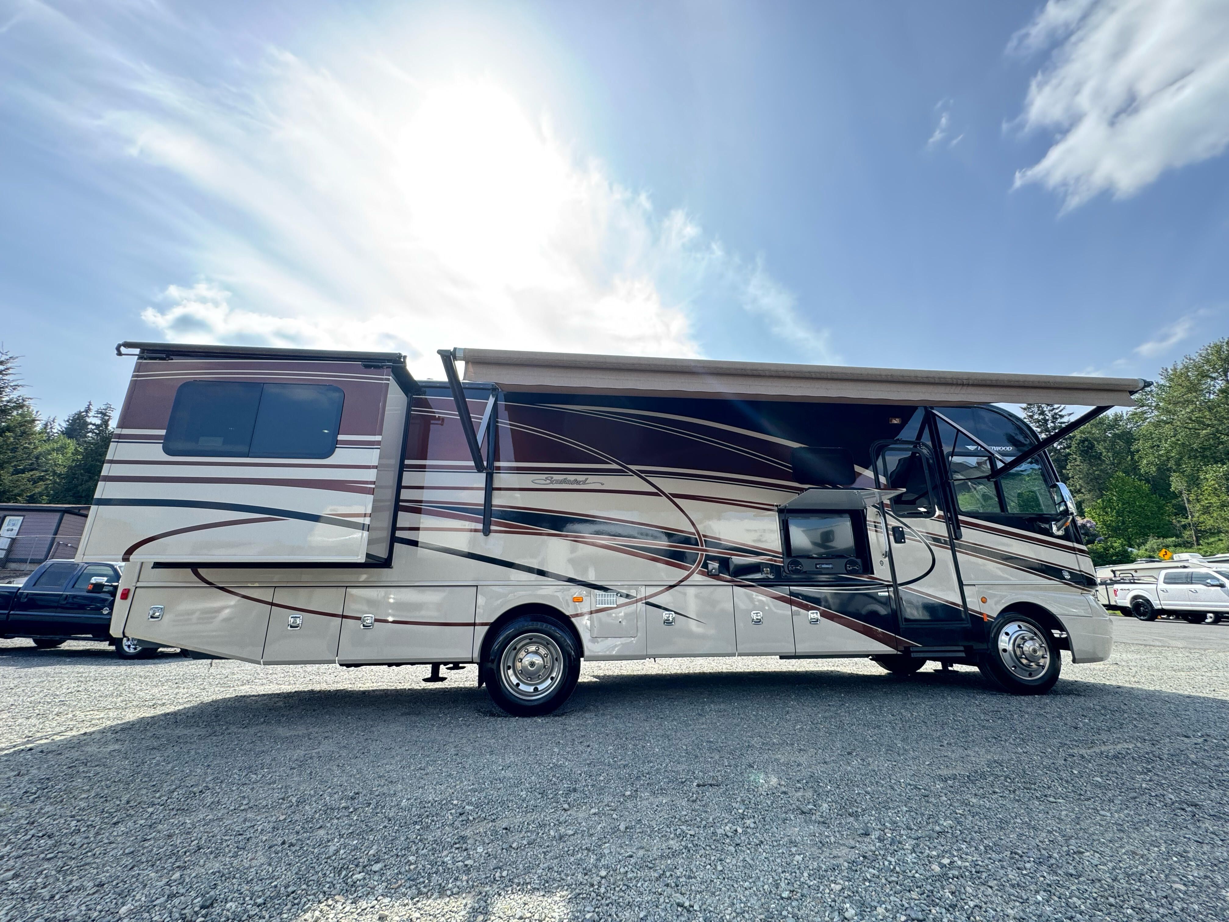 2015 Fleetwood Southwind in sumner WA