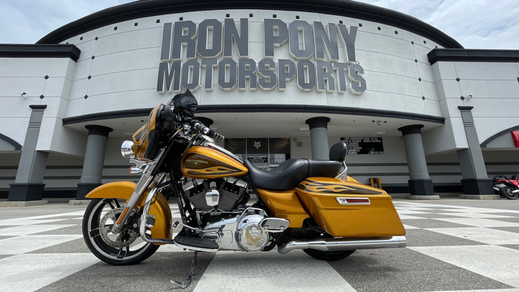 2016 Harley-Davidson FLHXS Street Glide Special SPECIAL in Westerville, OH