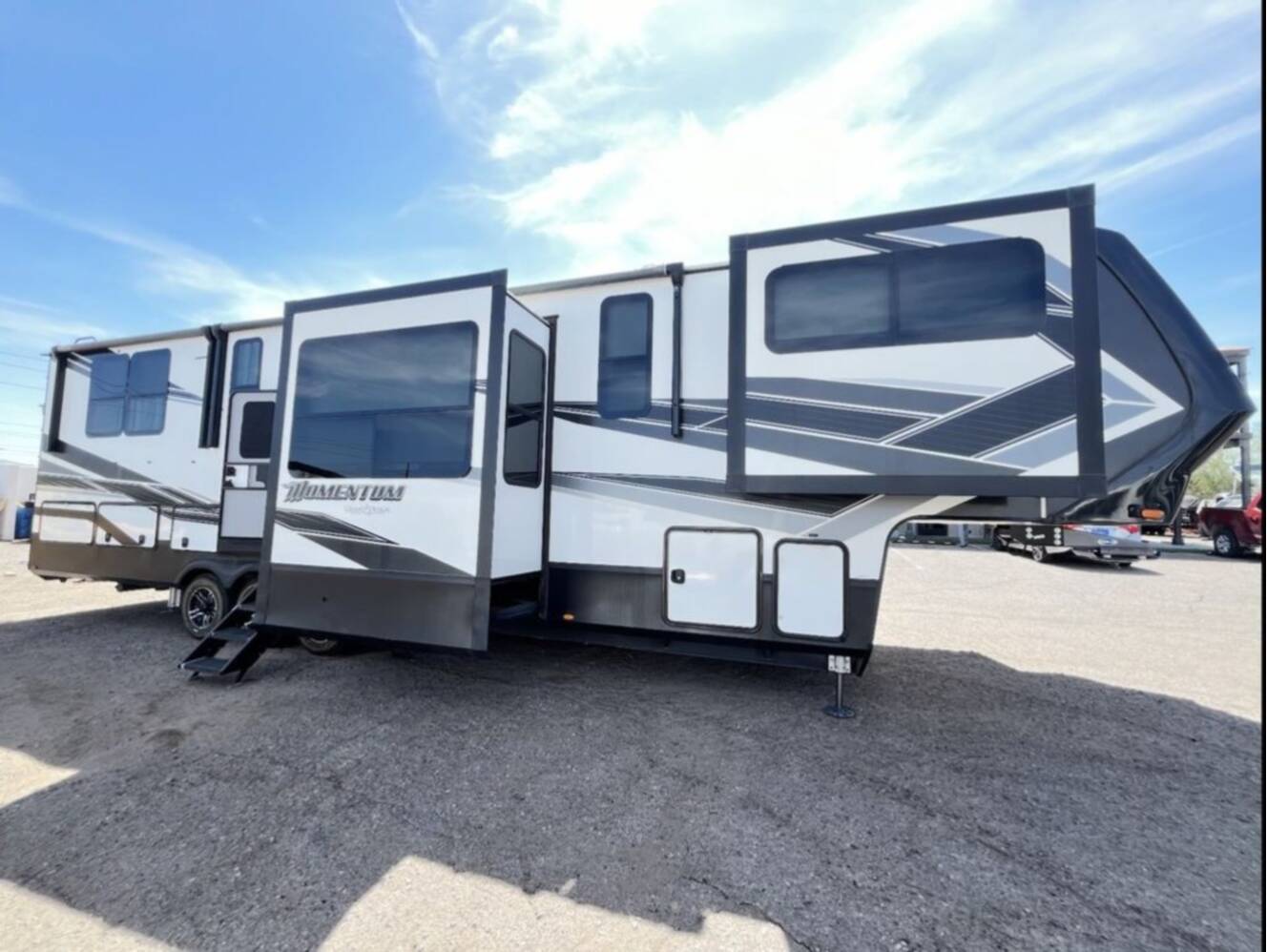 A photo of this 2021 Grand Design Momentum 376THS