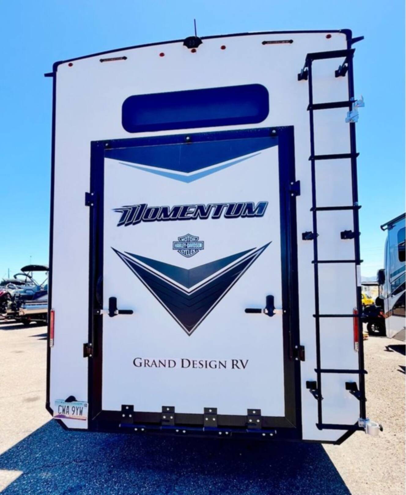 A photo of this 2021 Grand Design Momentum 376THS