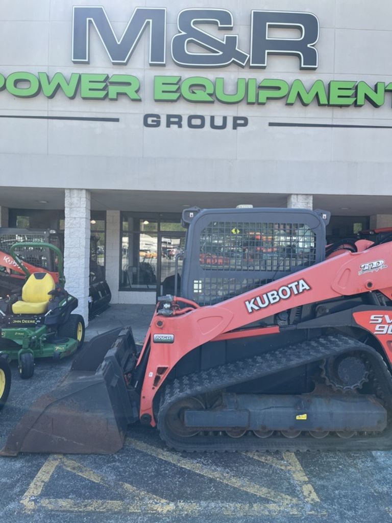 2016 Kubota SVL90-2 in Hermitage, PA