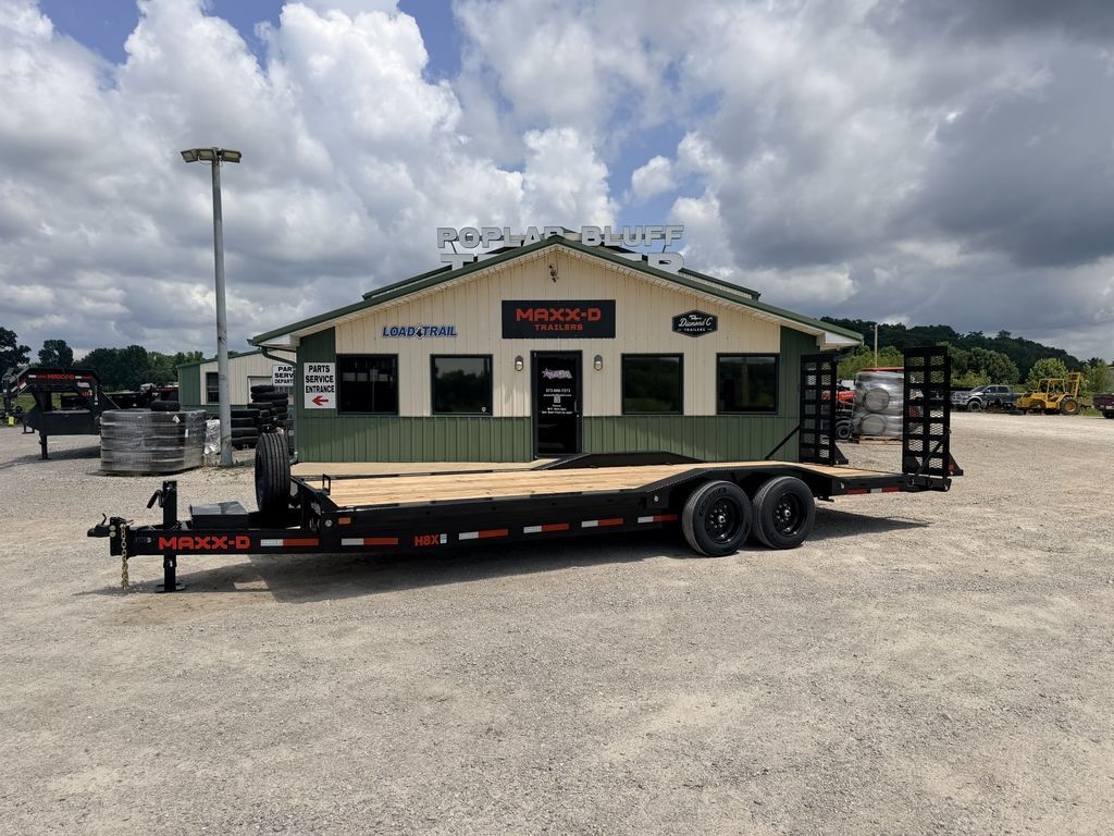 2027 MAXXD H8B10224 24' x 102" 17.5k Equipment Hauler W/ Stand up in Poplar Bluff, MO