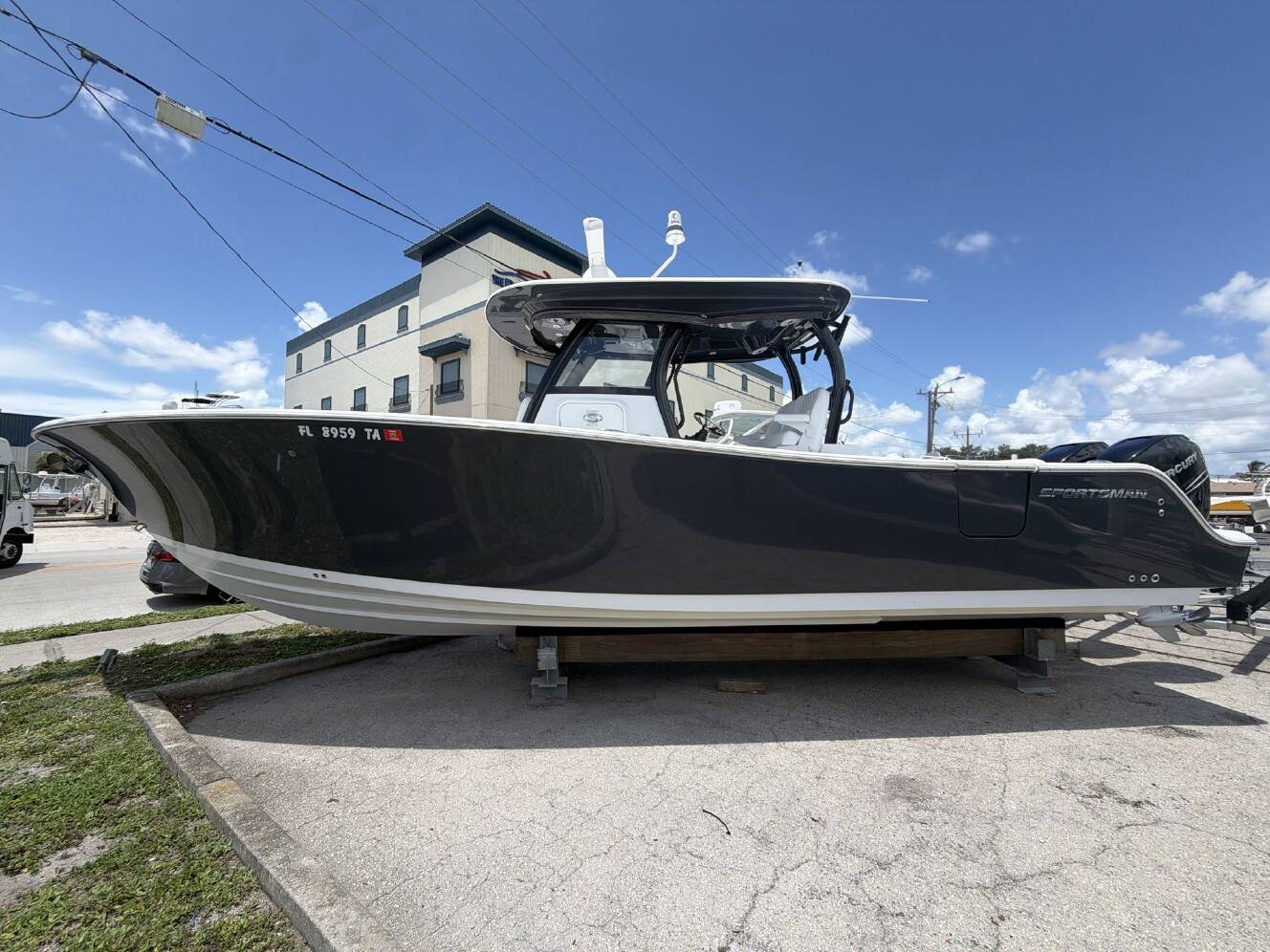 A photo of this 2021 Sportsman 322 Open
