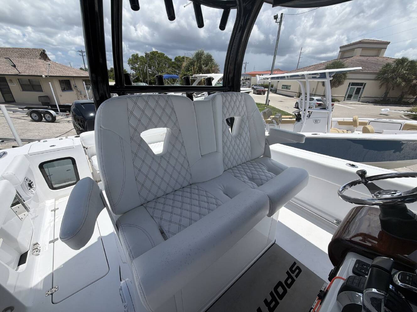 A photo of this 2021 Sportsman 322 Open