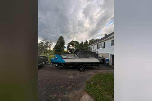 2023 Sea-Doo Switch Sport COMPACT - 170 HP in blossvale NY