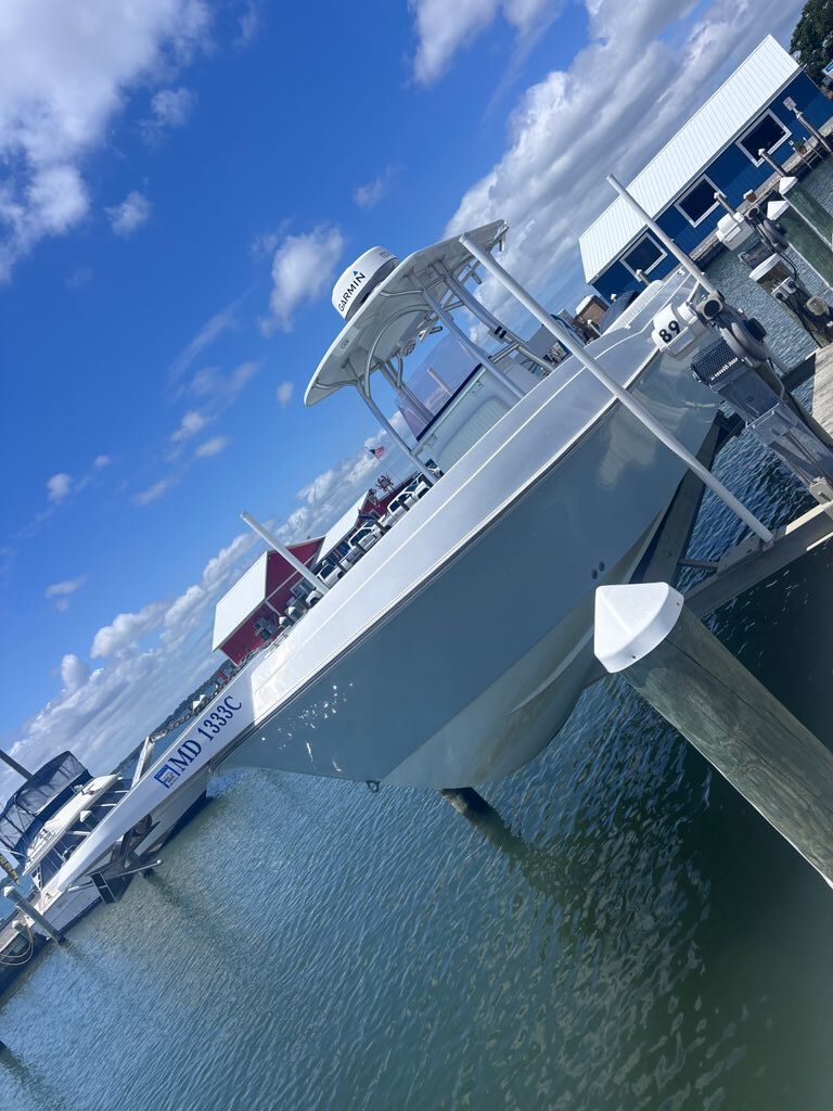 1993 Aquasport 2300 CC in cambridge MD