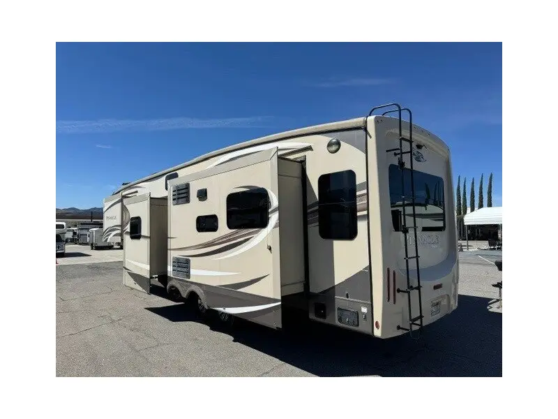 2020 Jayco Pinnacle 37MDQS