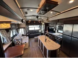2020 Jayco Pinnacle 37MDQS
