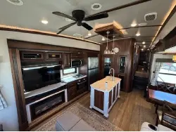 2020 Jayco Pinnacle 37MDQS
