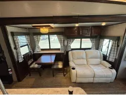 2020 Jayco Pinnacle 37MDQS