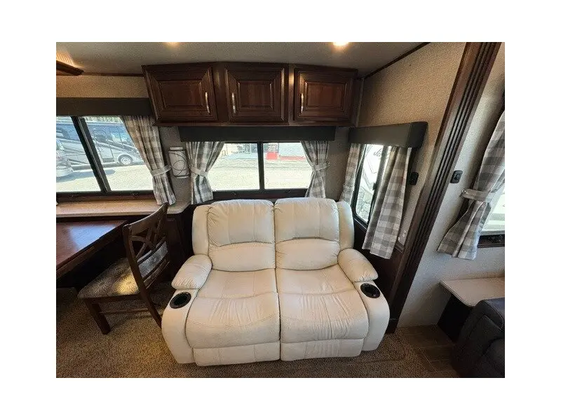 2020 Jayco Pinnacle 37MDQS
