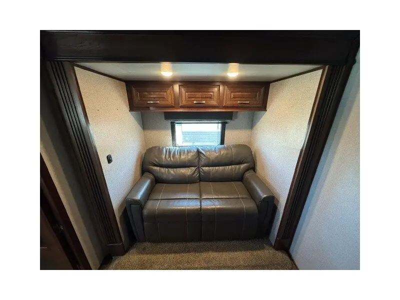 2020 Jayco Pinnacle 37MDQS