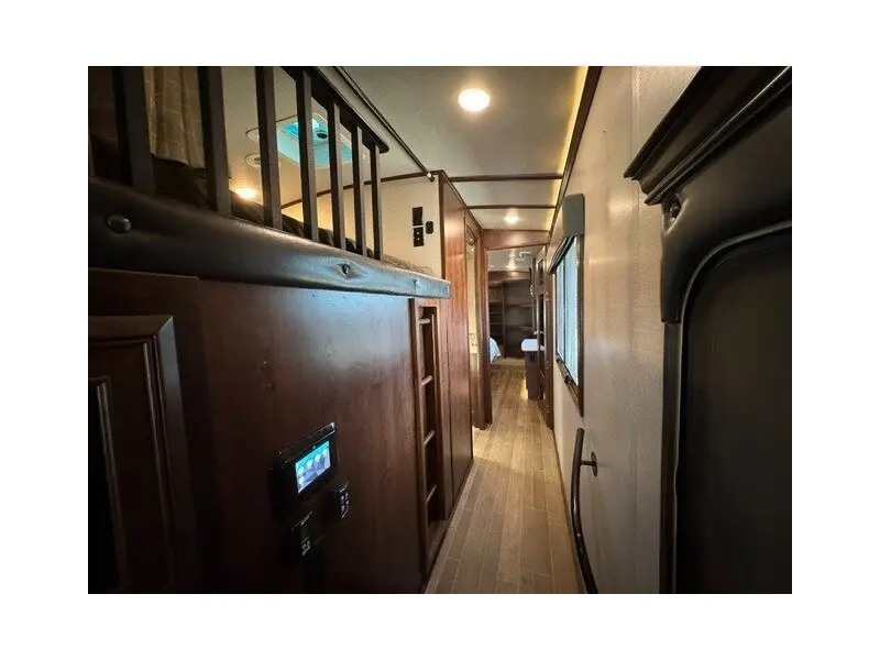 2020 Jayco Pinnacle 37MDQS