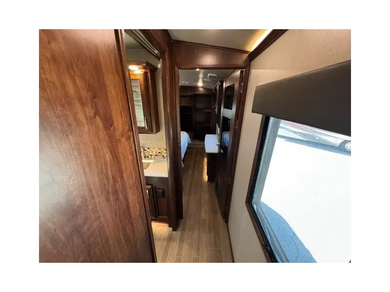 2020 Jayco Pinnacle 37MDQS