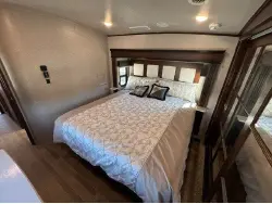 2020 Jayco Pinnacle 37MDQS