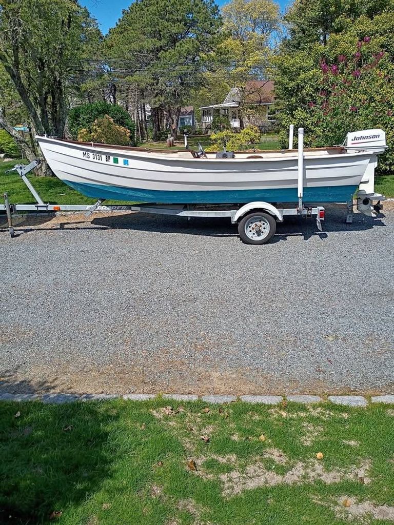 1986 Stur-Dee Amesbury Skiff - 16' in yarmouth MA