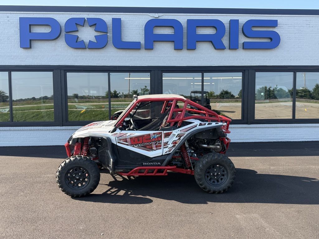 2021 Honda® Talon 1000R in ottawa IL