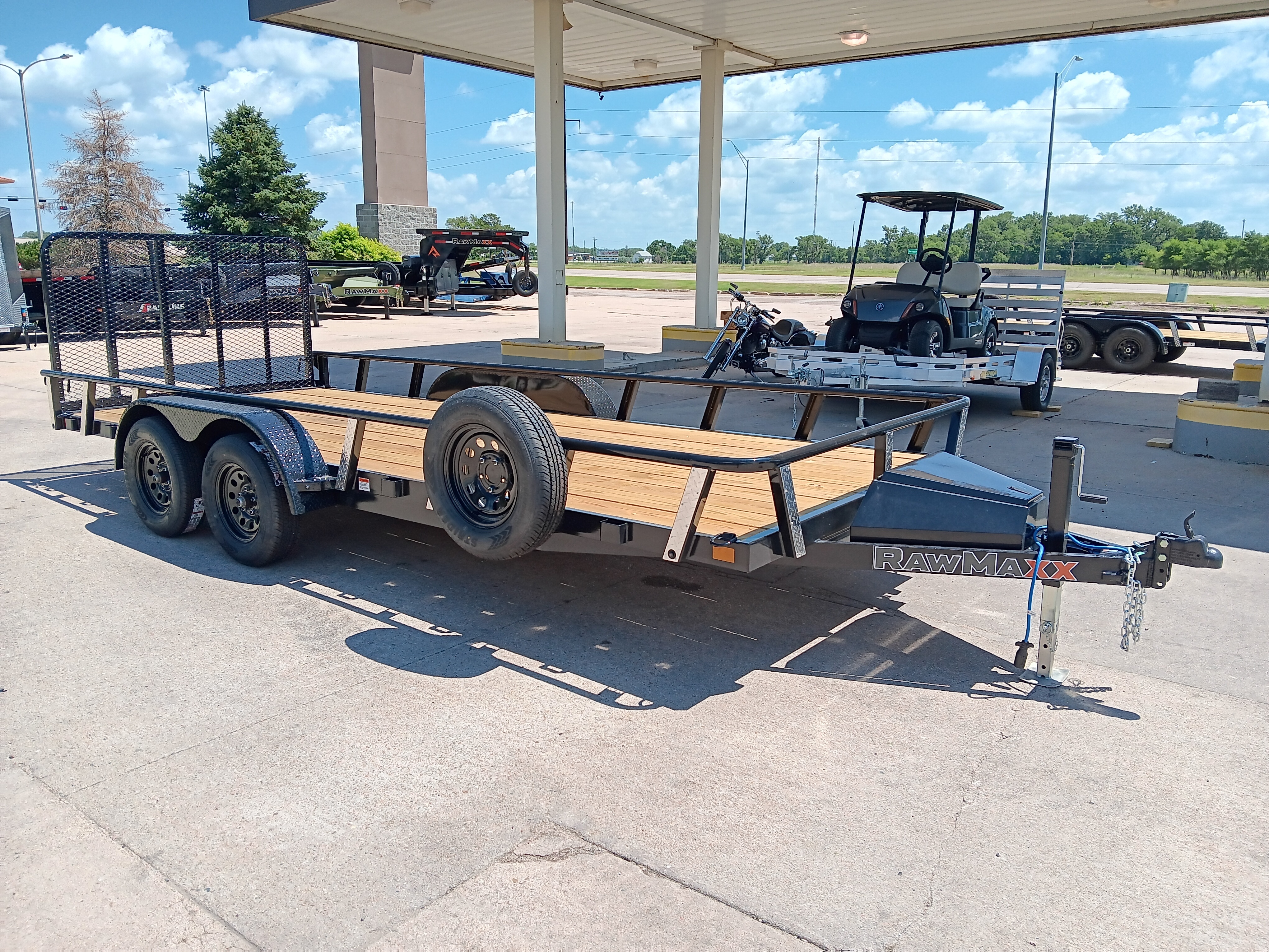 2027 RawMaxx 18' UTX Flatbed in Kearney, NE