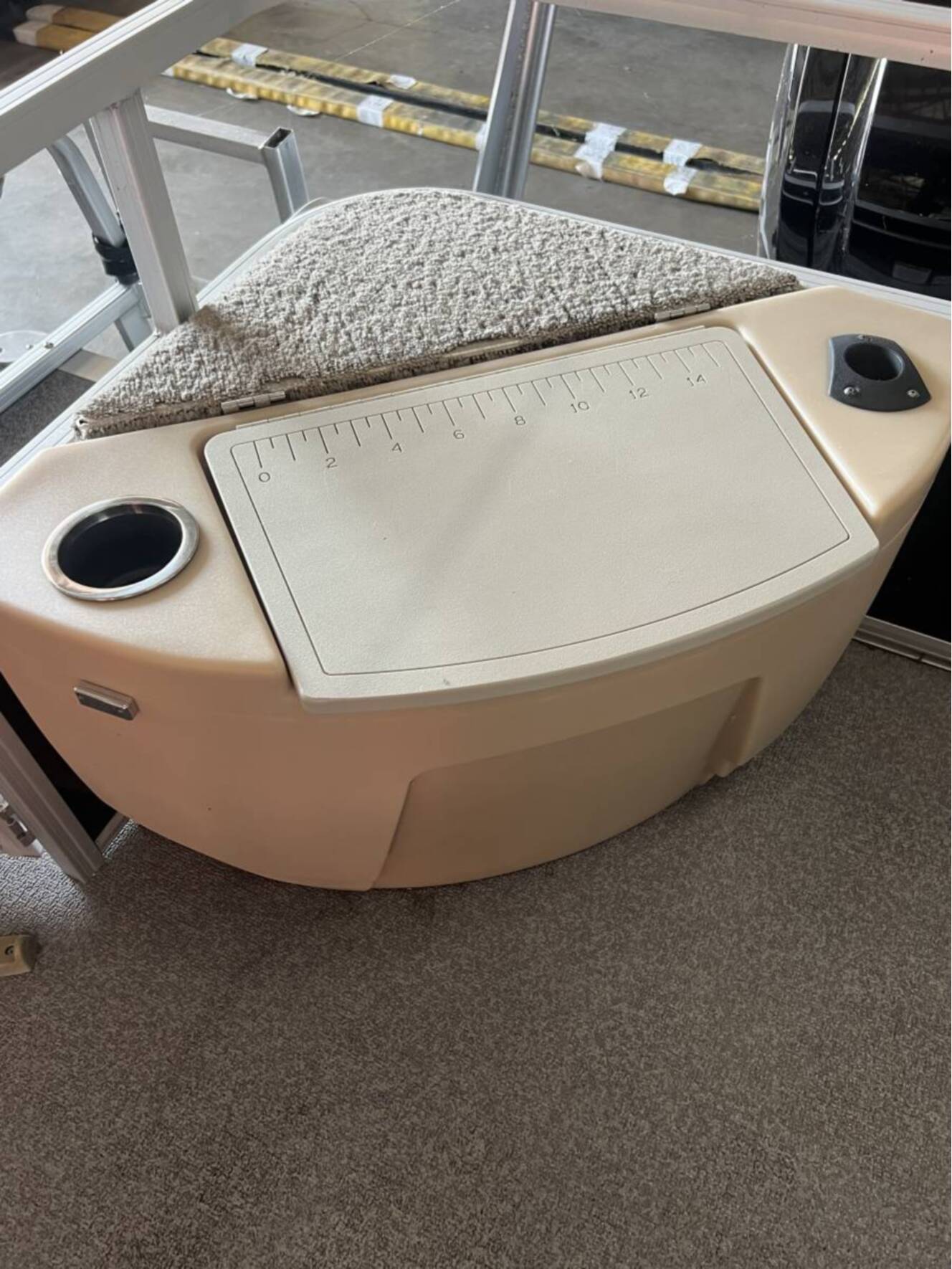 A photo of this 2016 Sun Tracker PARTY BARGE 20 DLX