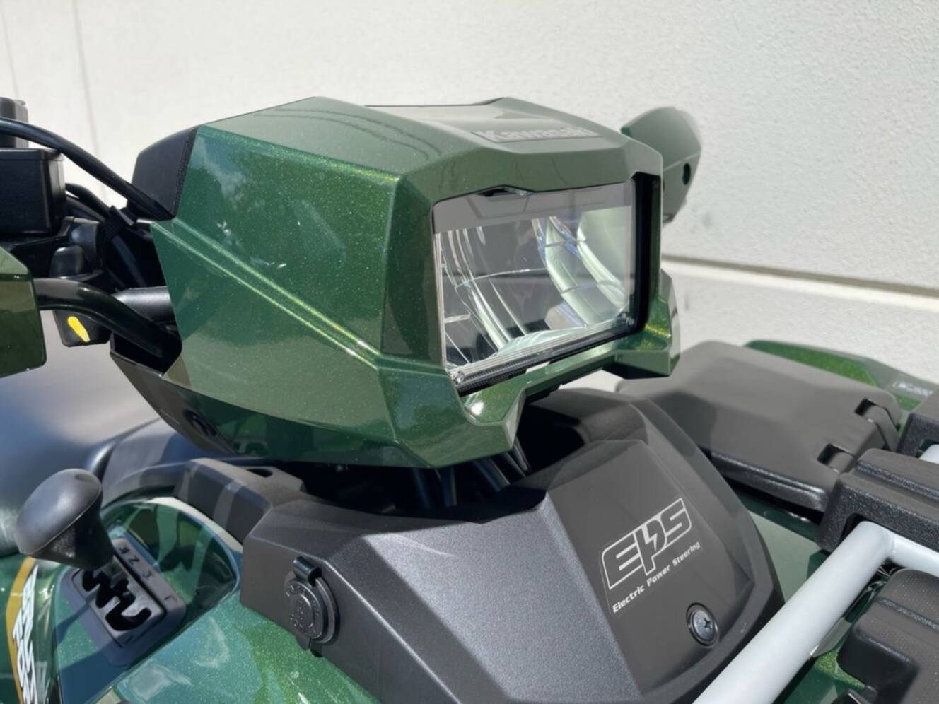 A photo of this 2026 Kawasaki Brute Force® 750 SE EPS