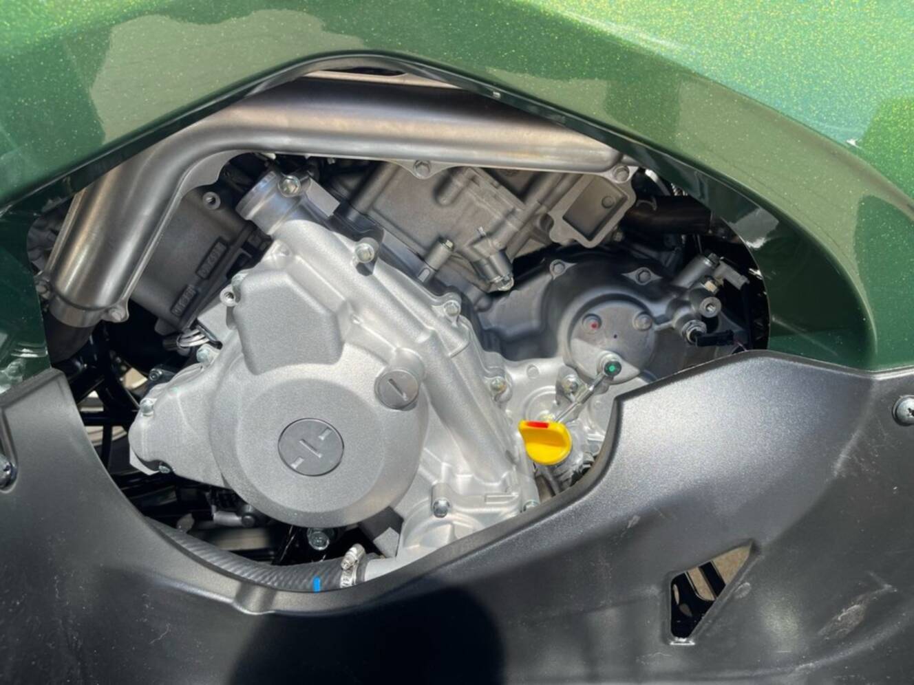 A photo of this 2026 Kawasaki Brute Force® 750 SE EPS