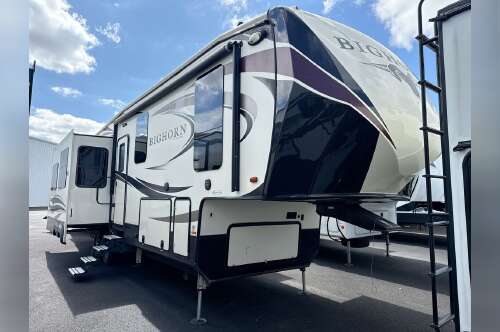 2018 Heartland Bighorn 3270RS in medford OR