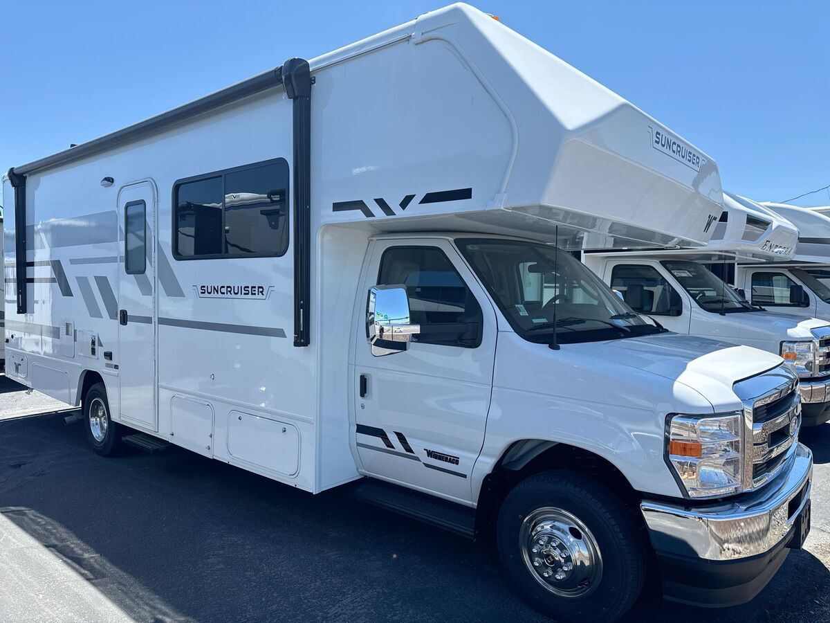 2027 Winnebago Suncruiser C 26FE in medford OR