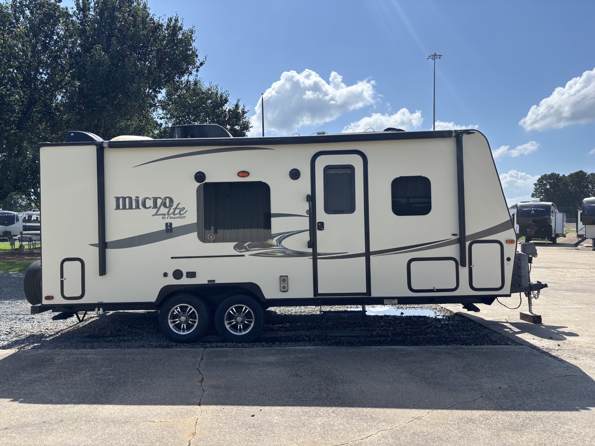 2016 Forest River Flagstaff Micro Lite 23FB in texarkana TX
