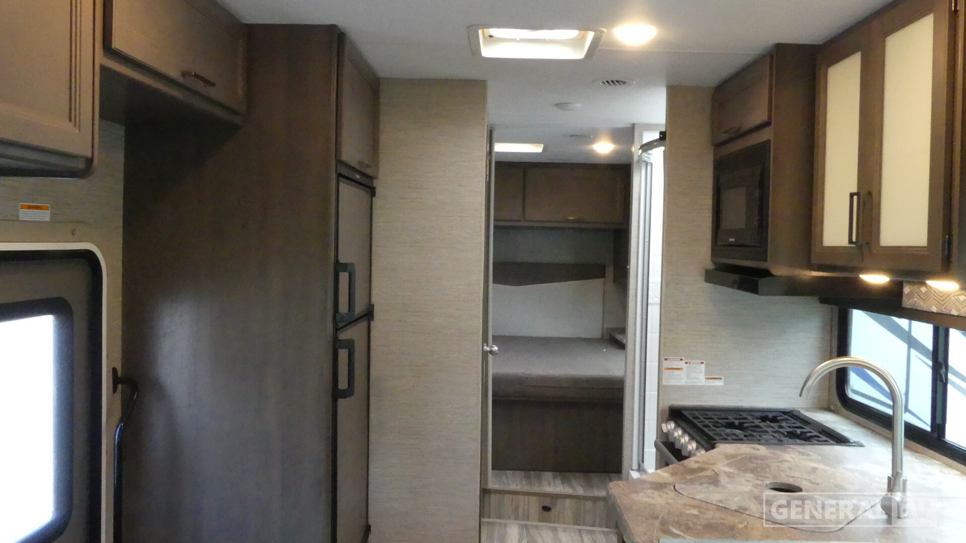 2024 Thor Motor Coach FOUR WINDS 28A in west chester PA