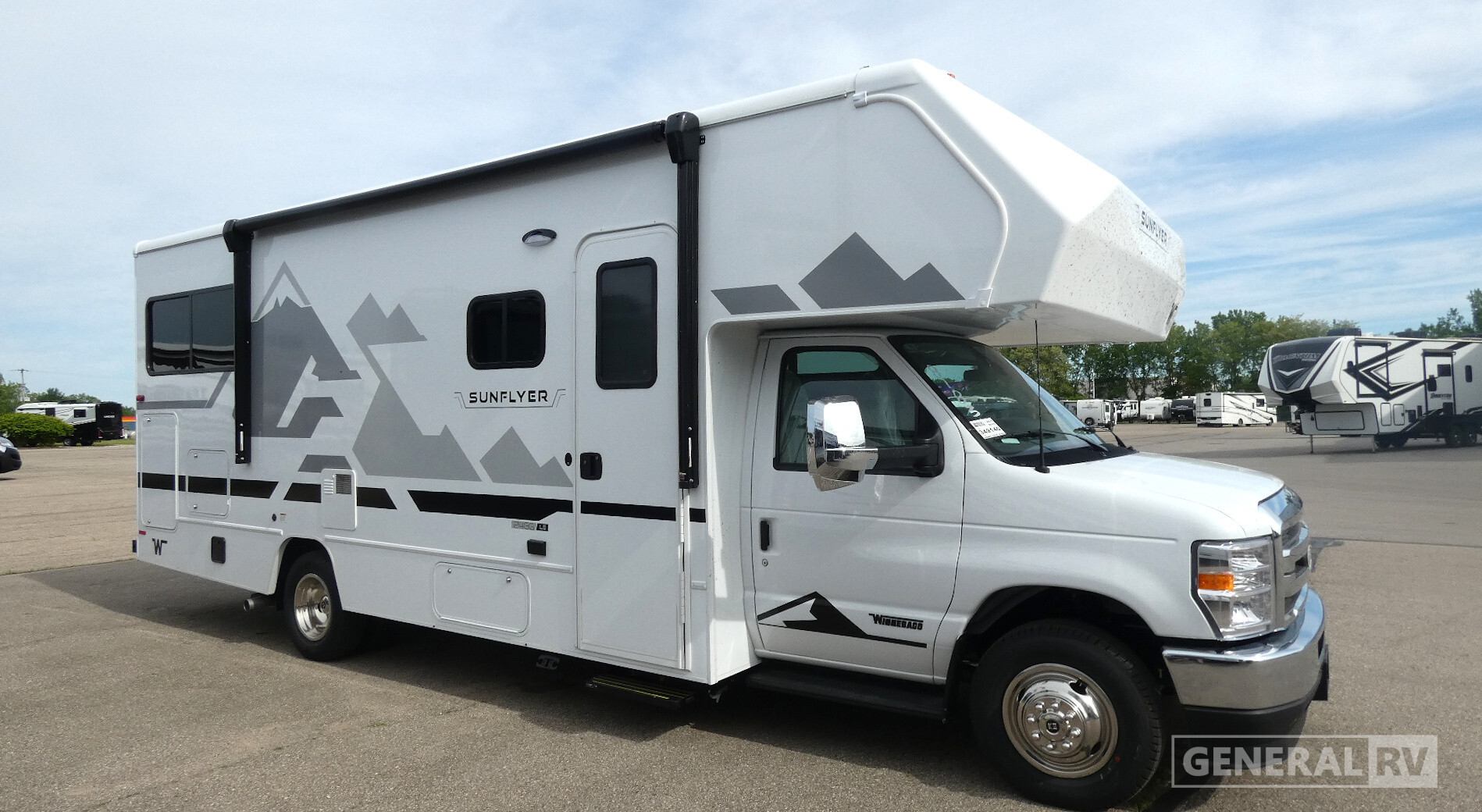 2027 Winnebago SUNFLYER 24GG RV