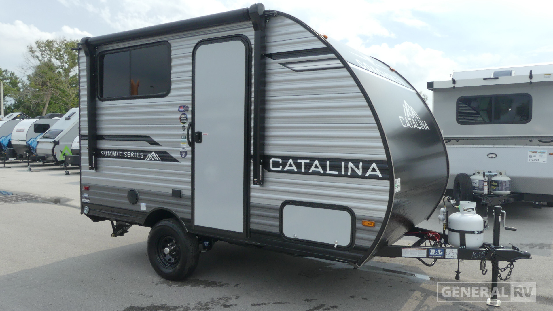 2026 Coachmen CATALINA SUMMIT SERIES 7 134BHX RV