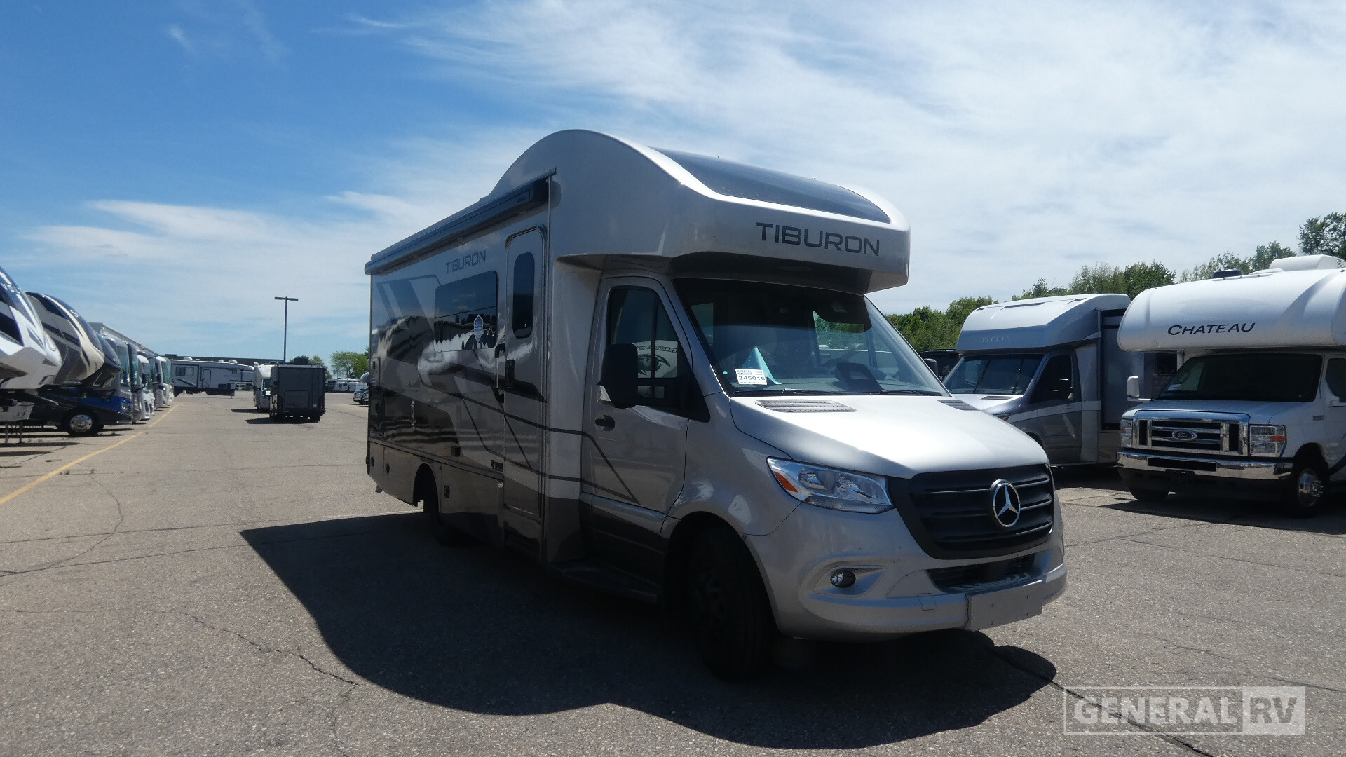 2026 Thor Motor Coach Tiburon Sprinter 24FB in birch run MI