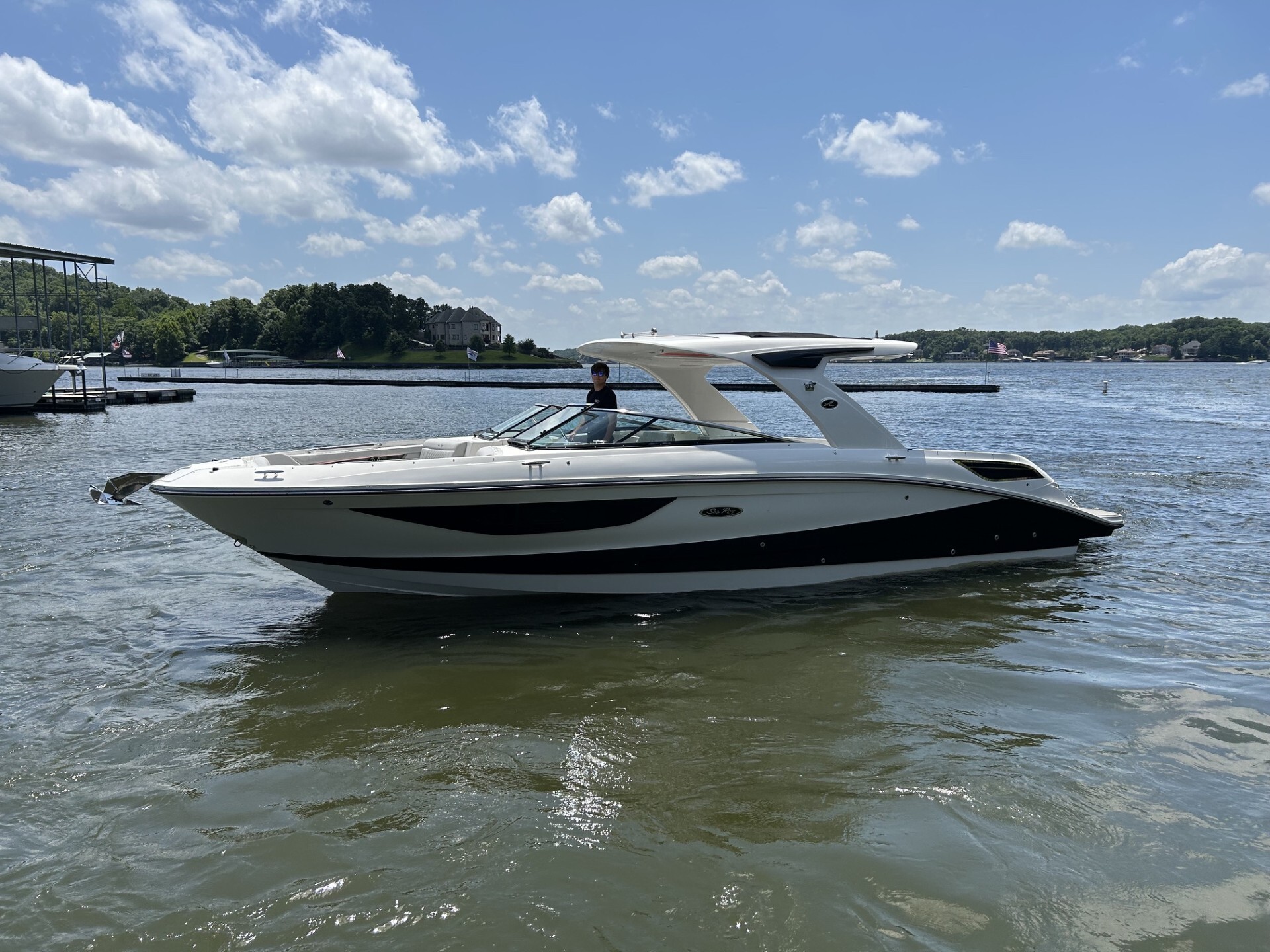 2025 Sea Ray SLX 350 in lake ozark MO